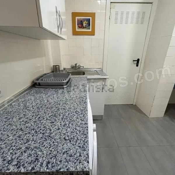 Habitación en Centro (Gran Vía / Trinidad) (7)