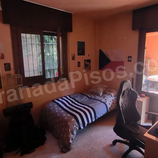Habitación en Cartuja