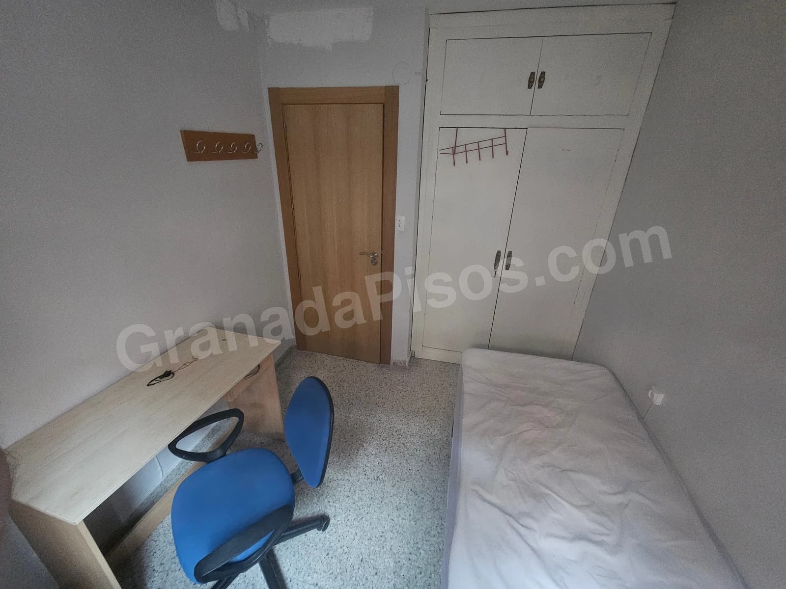 Habitación en Hipercor (2)