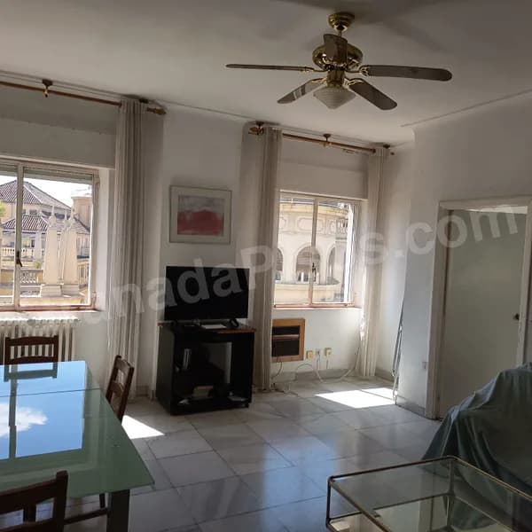 Habitación en Centro (Gran Vía / Trinidad)