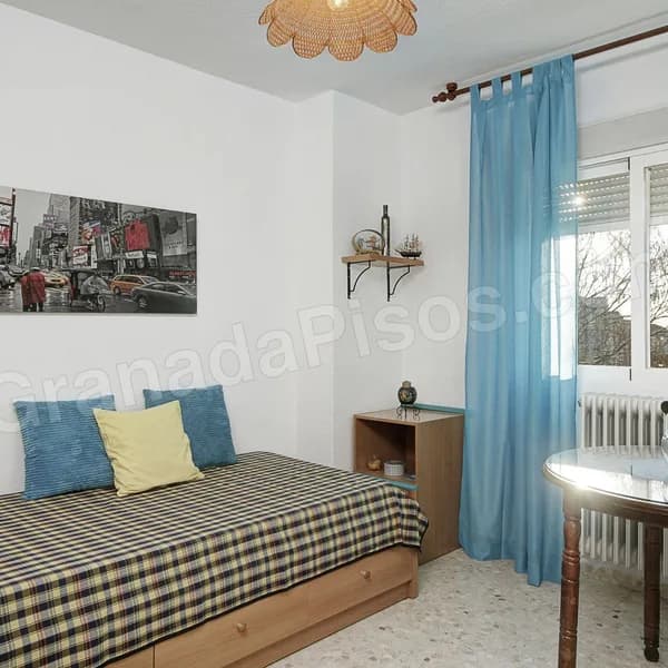 Habitación en Cartuja