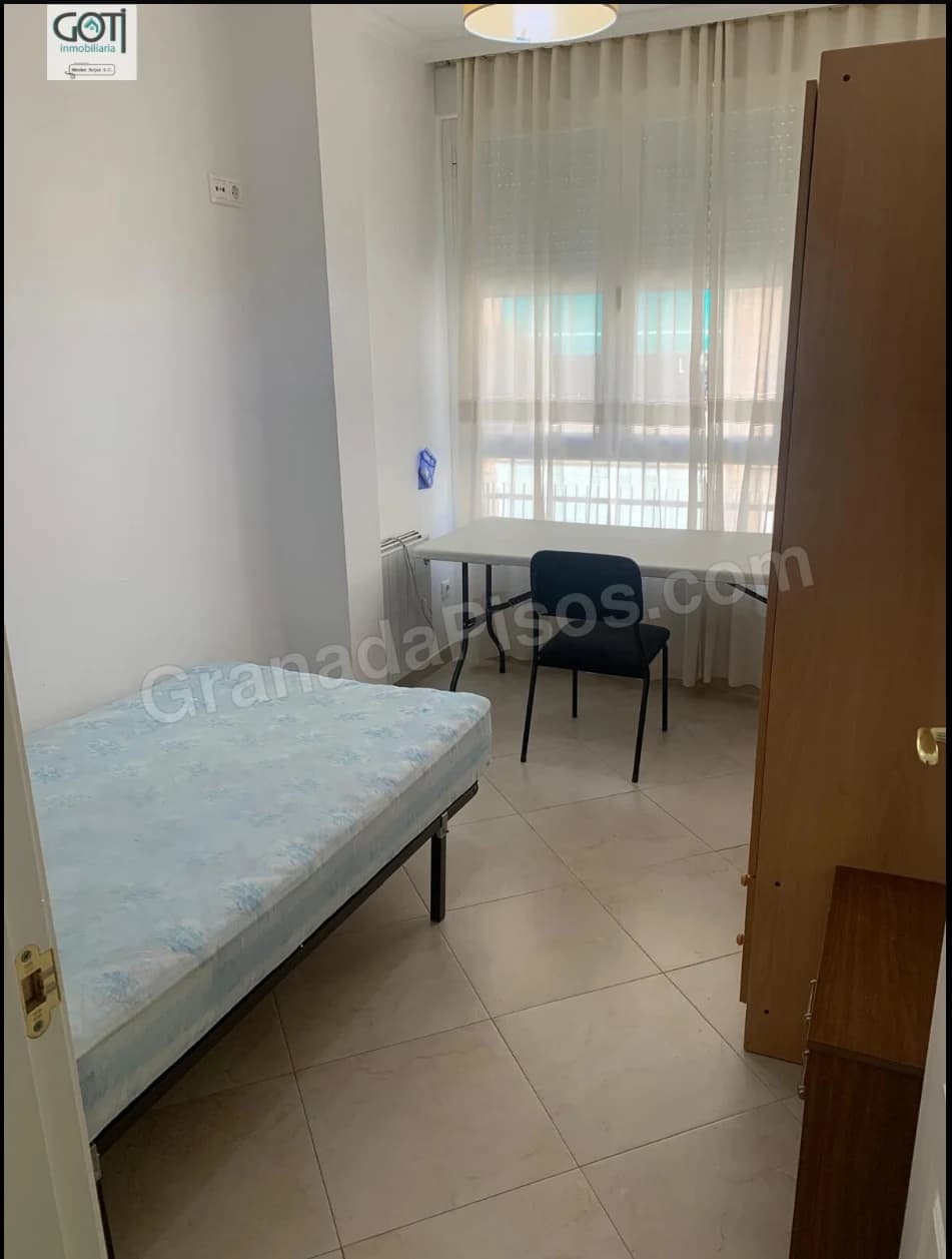 Habitación en Camino de Ronda (4)