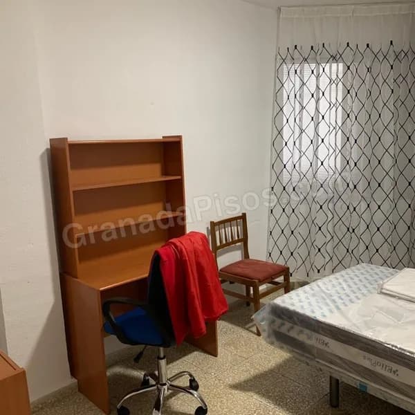 Habitación en Plaza de Toros / Doctores (7)