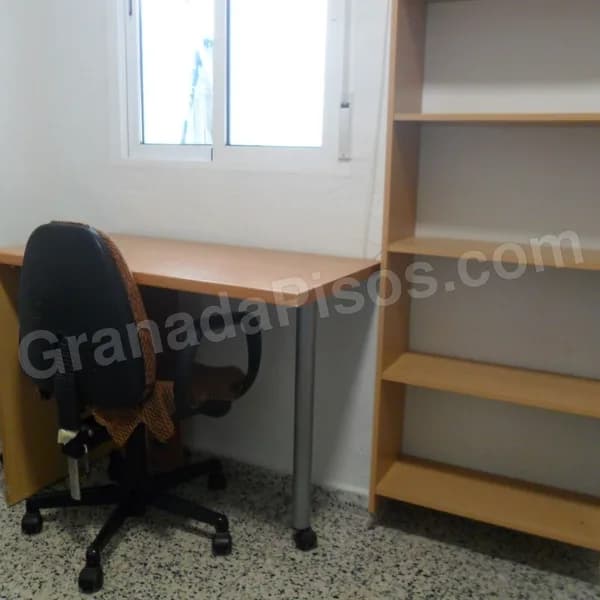 Habitación en Plaza de Toros / Doctores (3)