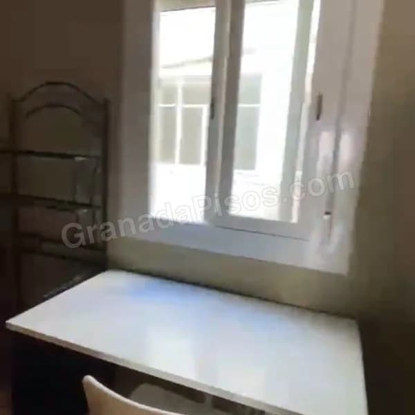 Habitación en Calle buensuceso (9)