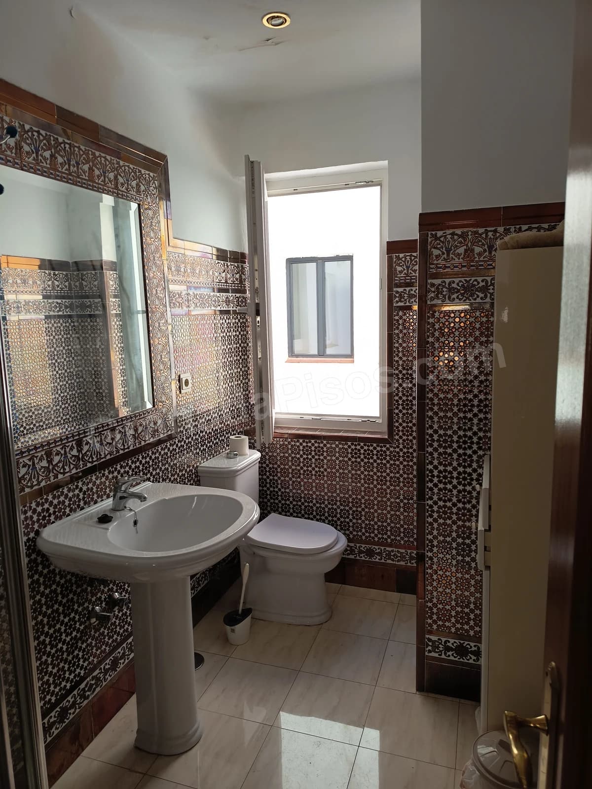 Habitación en Centro (Gran Vía / Trinidad) (4)