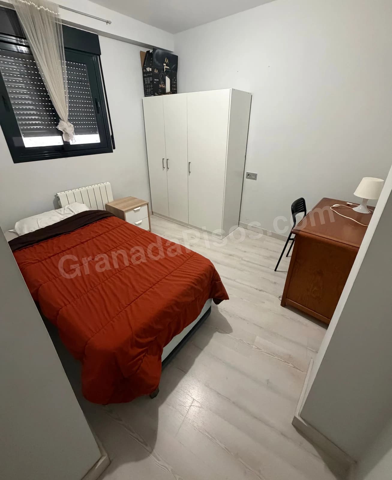 Habitación en Camino de Ronda (2)