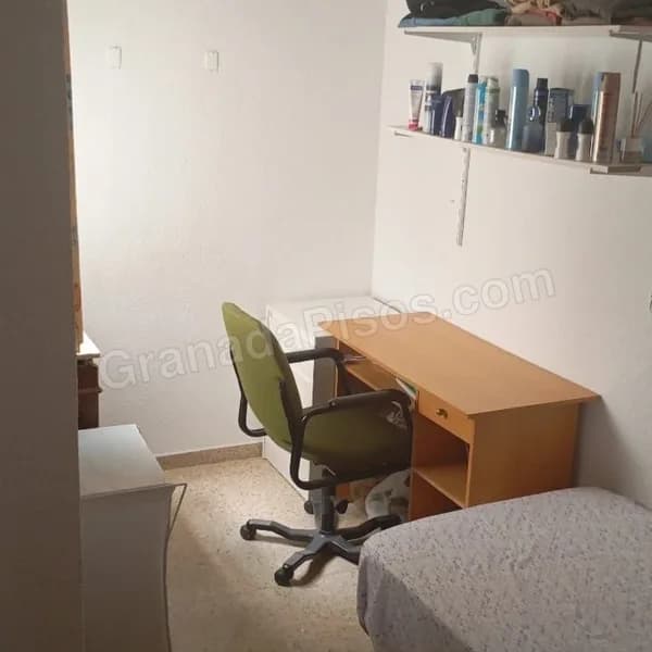 Habitación en Camino de Ronda