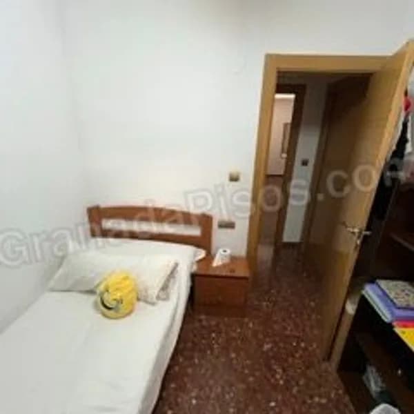 Habitación en Plaza de Toros / Doctores